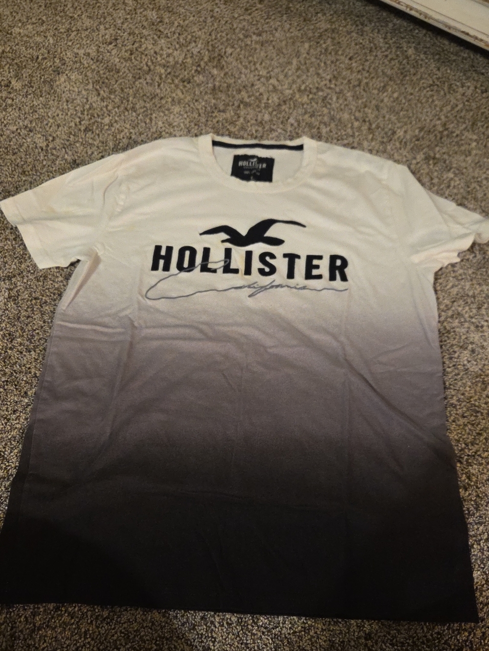 Hollister Men's White to Black Ombre Logo Tee